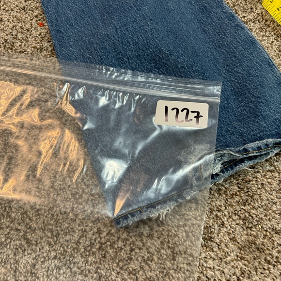 LEVI'S Women's 70's High-Rise Flare Jeans Size 26X32 in Sonoma Step - Picture 10 of 10